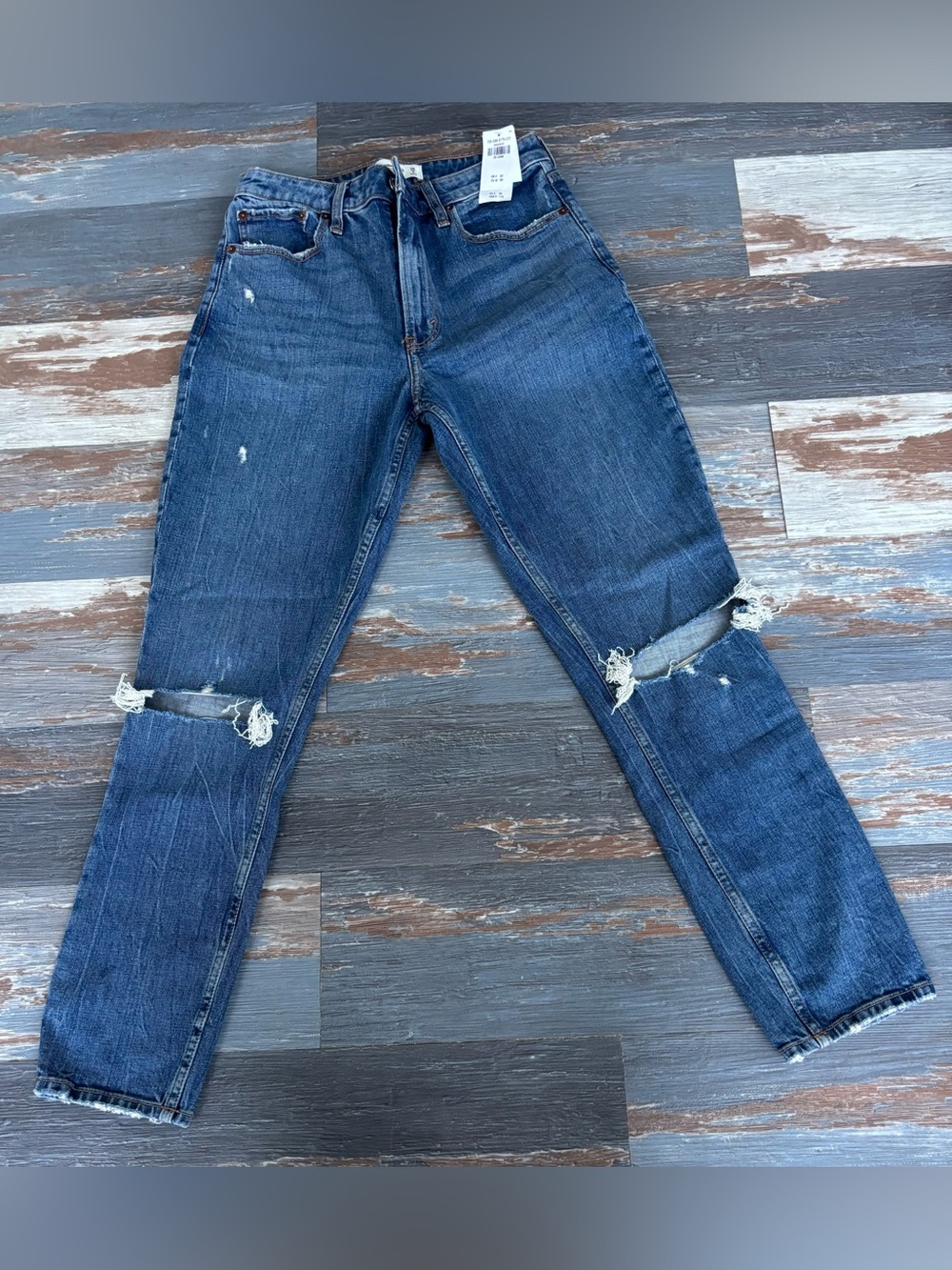 NWT Abercrombie Women’s Jeans size 6L curve love